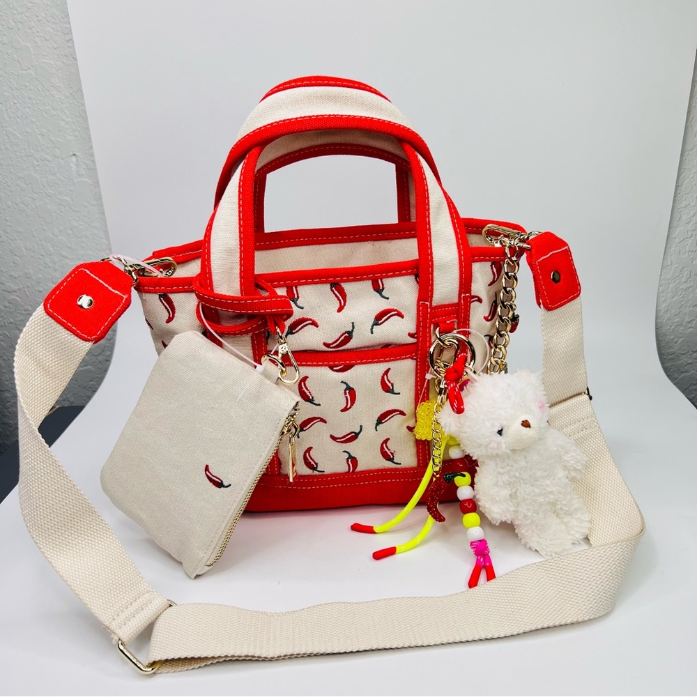 Viral Madden Girl Chili Pepper Canvas Mini Tote Crossbody Bag Charms & Keychain - Picture 12 of 13